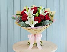 Букет цветов из:  Лилии и Розы #REPLACE_PRED# Боровске