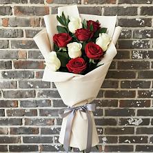 Букет цветов из:  Розы в Боровске