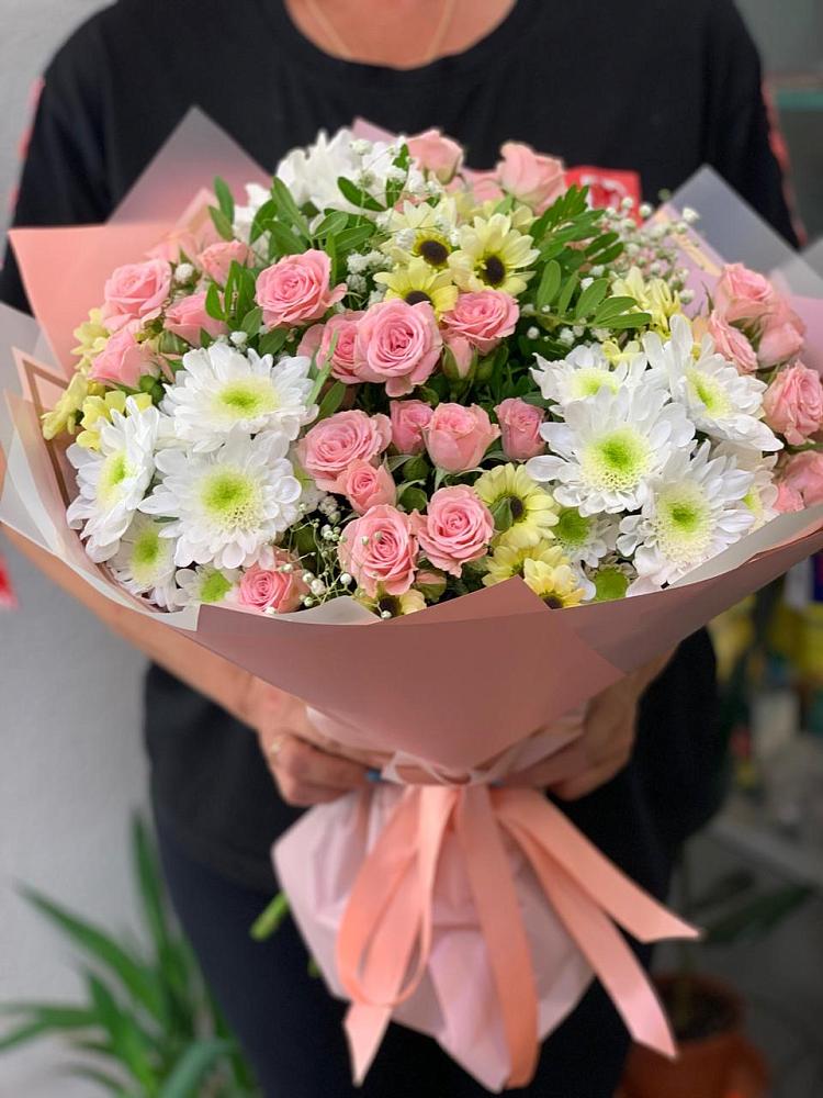 Букет цветов из: Розы и Хризантемы в Боровске