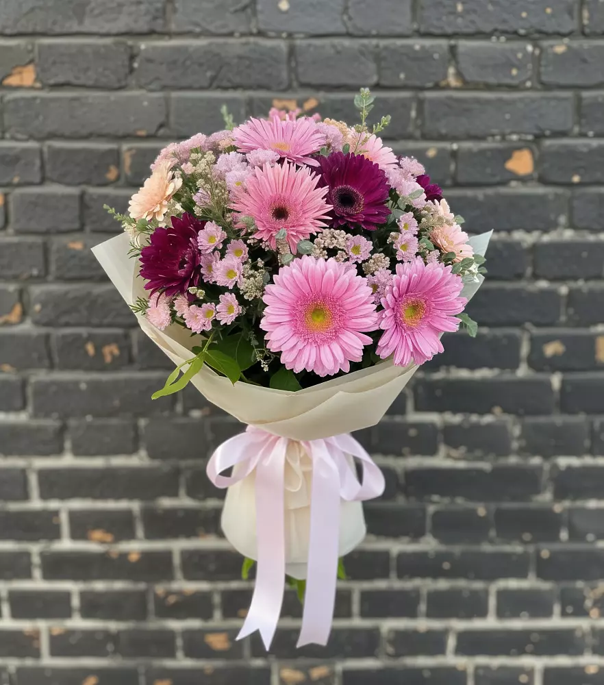 Букет цветов из: Герберы и Хризантемы в Боровске