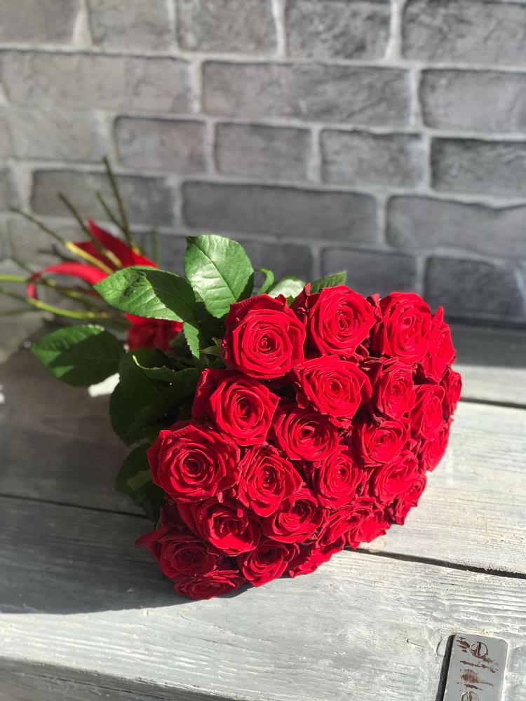 Букет Красные розы Фридом в Боровске