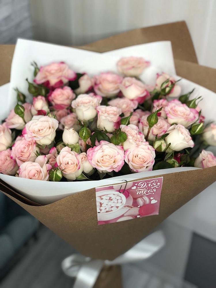 Букет цветов из: Розы в Боровске