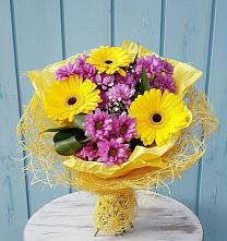 Букет цветов из:  Хризантемы и Герберы в Боровске