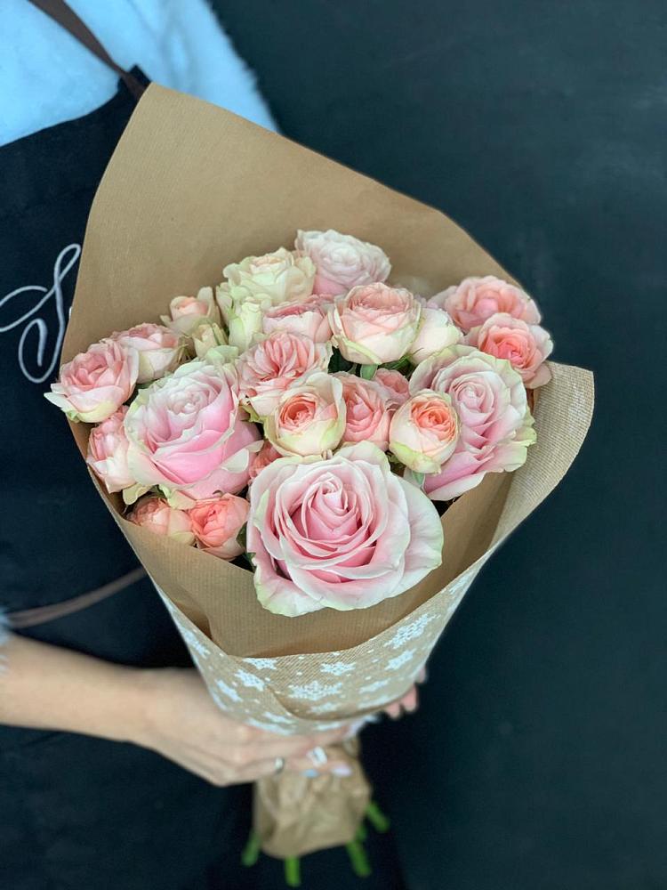 Букет цветов из: Хризантемы и Розы в Боровске