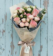 Букет цветов из:  Розы в Боровске
