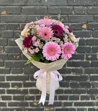 Букет цветов из:  Герберы и Хризантемы в Боровске