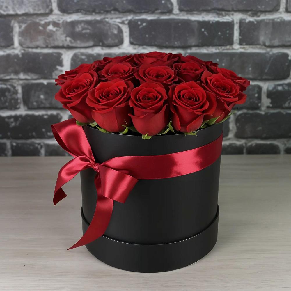 Цветочная композиция из Розы в шляпной коробке в Боровске