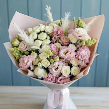 Букет цветов из:  Альстромерии и Розы в Боровске